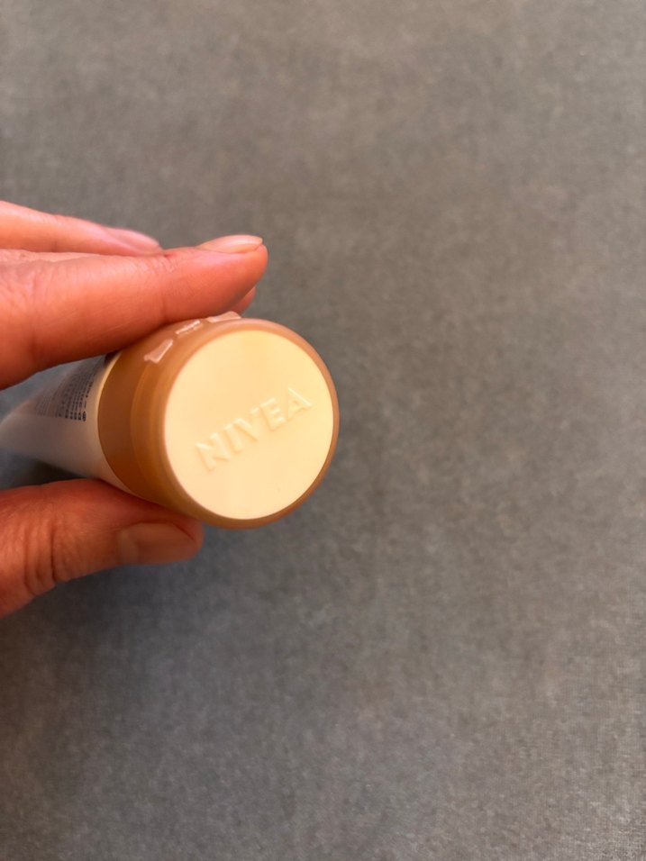 Nivea Essentials BB Krem Orta Ton 24 Saat Nemlendirme - Görsel 3