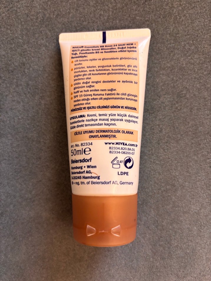 Nivea Essentials BB Krem Orta Ton 24 Saat Nemlendirme - Görsel 2