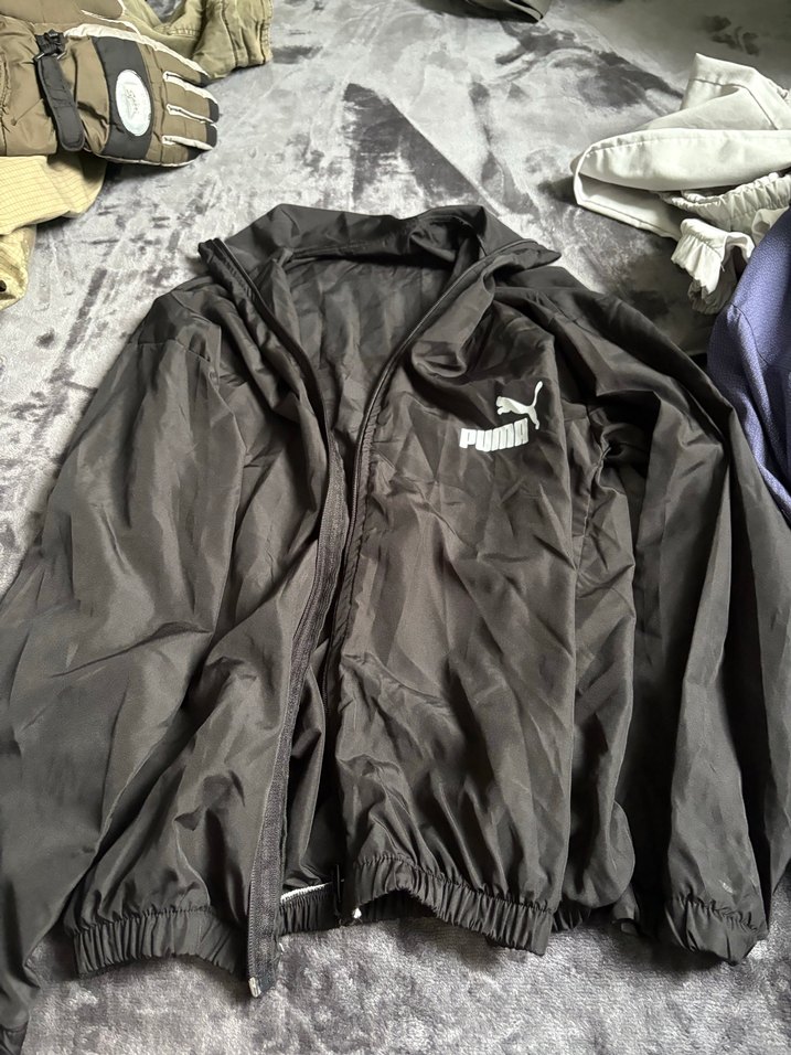 Siyah Baskılı Erkek Spor Mont - Görsel 2