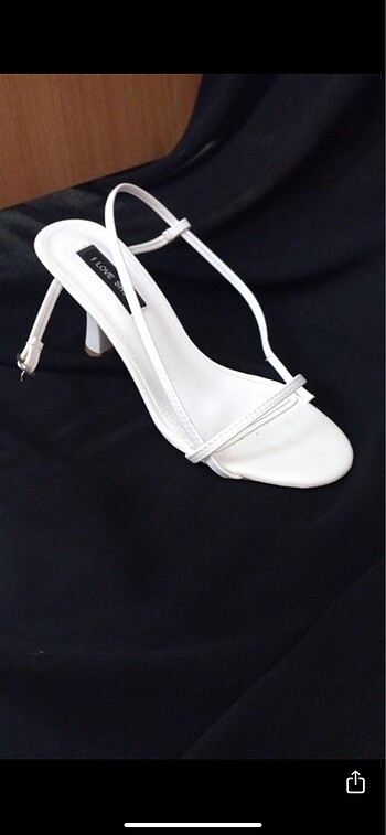 38 Beden Beyaz topuklu ayakkabı sandalet ı love shoes
