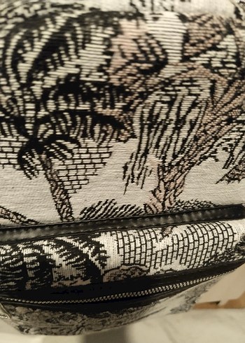 Gri Baskılı Kadın Sırt Çantası - Görsel 3