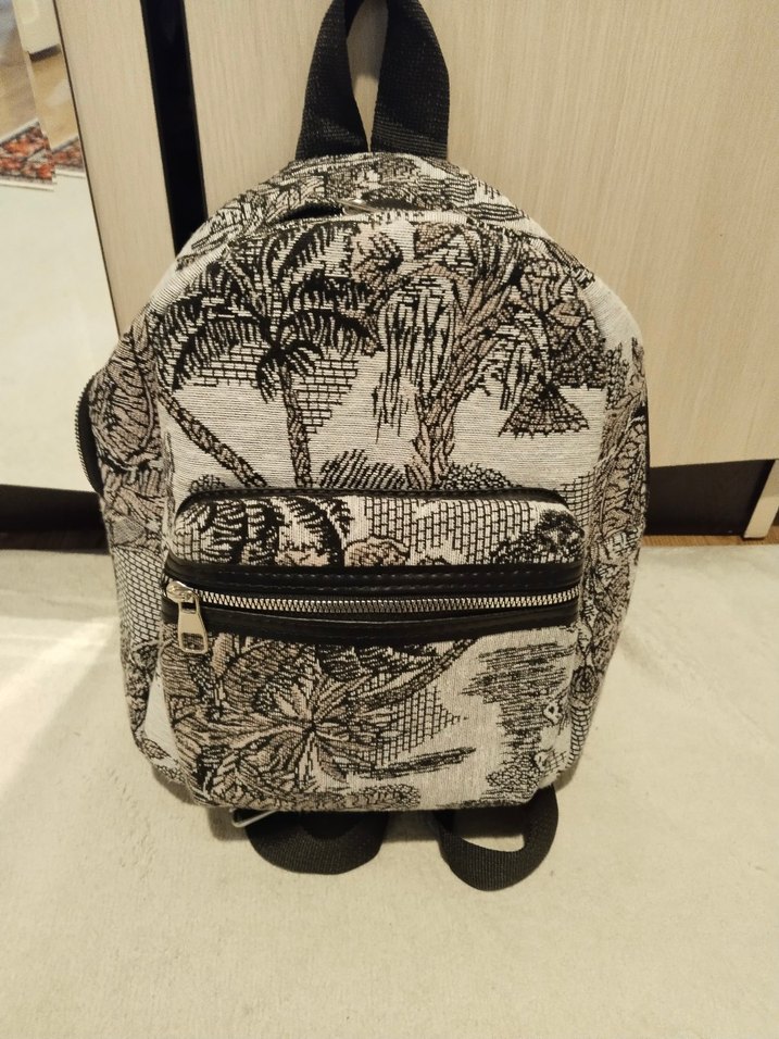 Gri Baskılı Kadın Sırt Çantası - Görsel 5