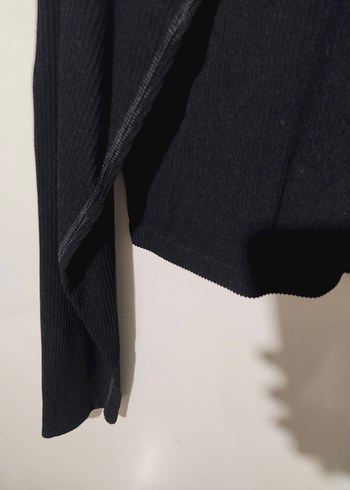 Uzun Kollu Siyah  Kadın üst - Görsel 2