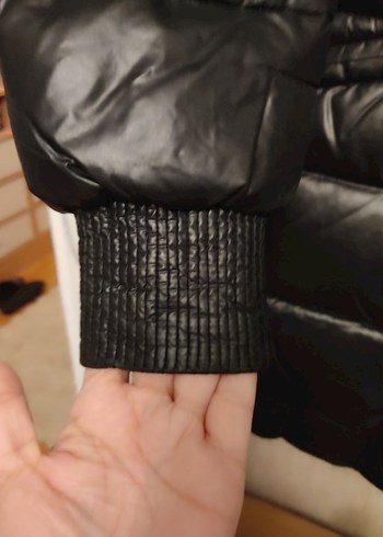 Siyah mont  Kadın Kışlık Mont - Görsel 4