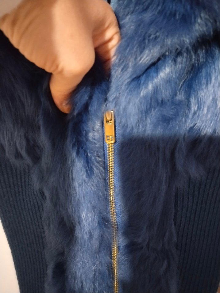 Kürk Detaylı Mavi Kadın Yelek - Görsel 2