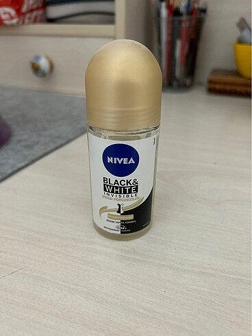 Nivea roll on