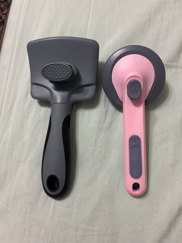 Pembe ve Koyu Gri Kedi Tüy Tarağı - Görsel 2