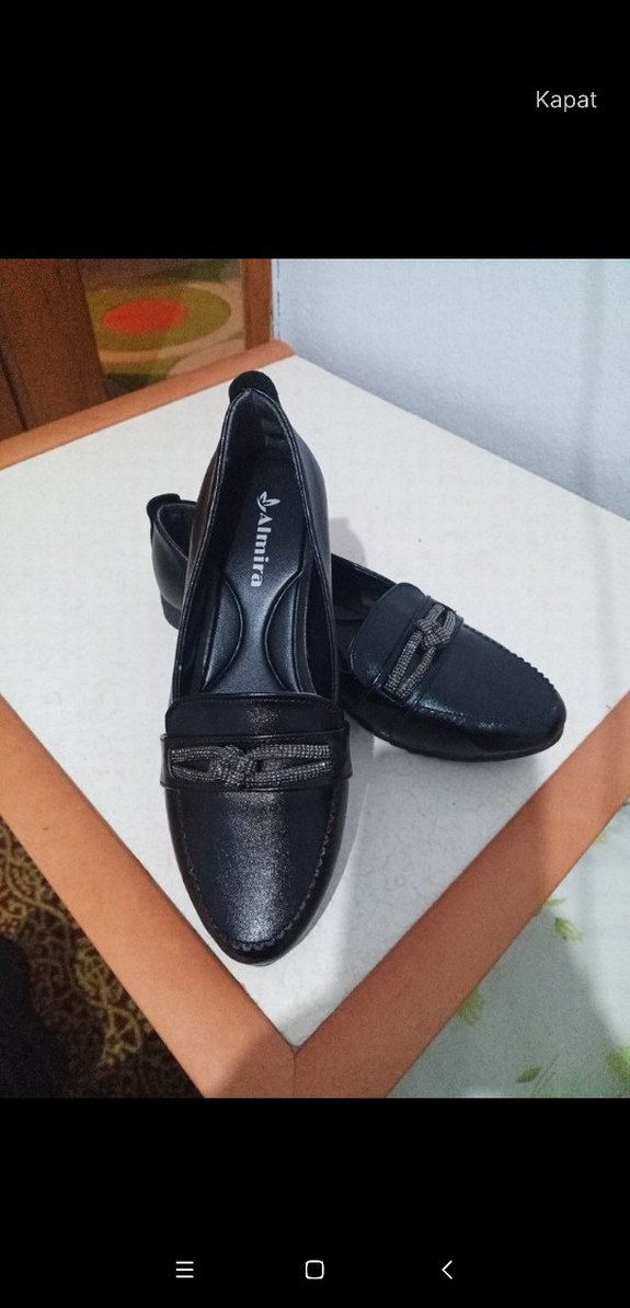 Siyah Parlak Tokalı Topuklu Kadın ayakkabı - Görsel 2