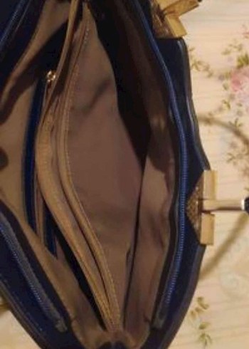 Klasik LacivertKadın Çantası - Görsel 3