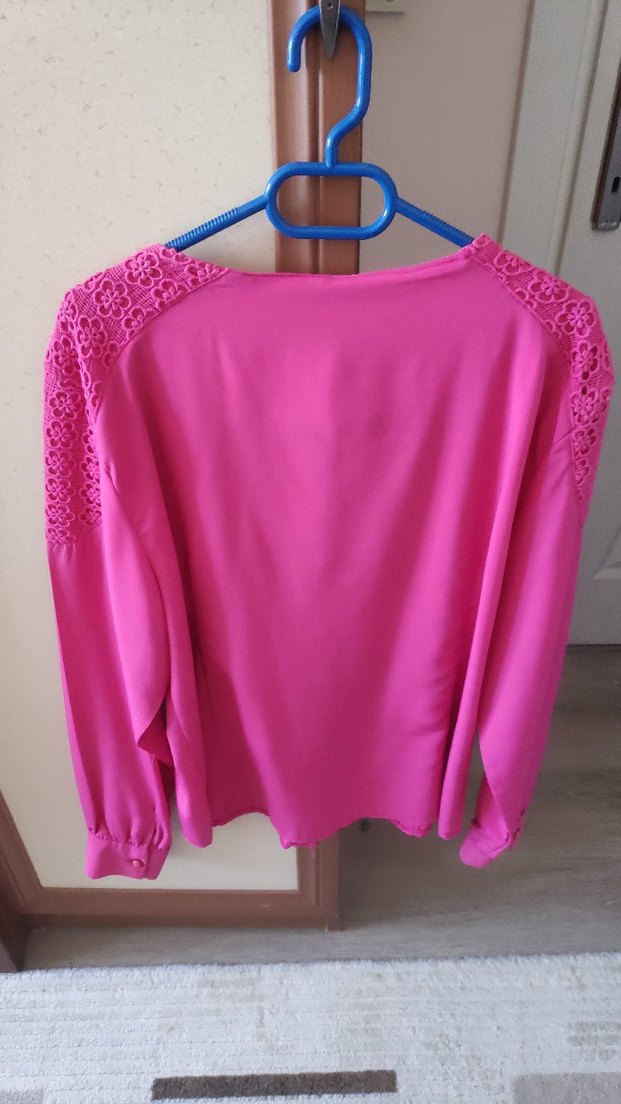 Düğmeli Yakalı Pembe Kadın Triko Gömlek - Görsel 2