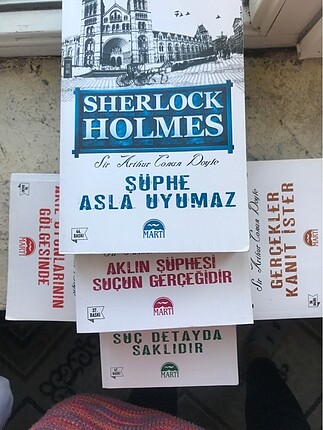 Sherlock Holmes polisiye kitap seti çok uyguna