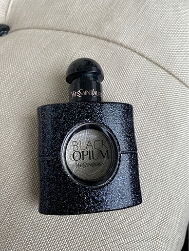 Ysl Black Opium Parfüm şişesi 30ml