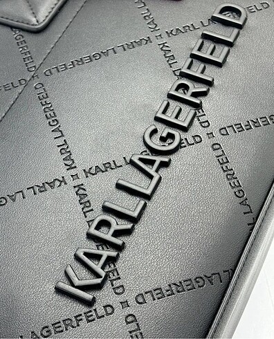 Beden Karl Lagerfeld kol çantası