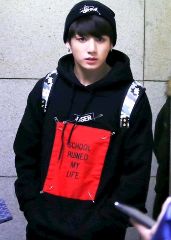 H&M Jungkook sweatshirt