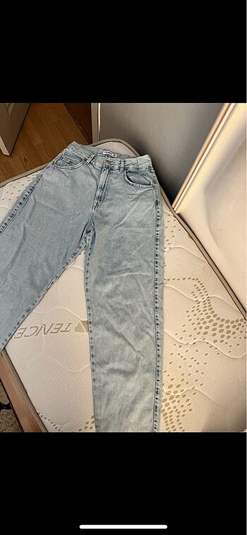 Pull and Bear Pull and bear straight kot