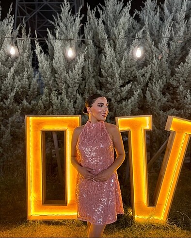 Zara Payetli halter yaka zara pembe elbise