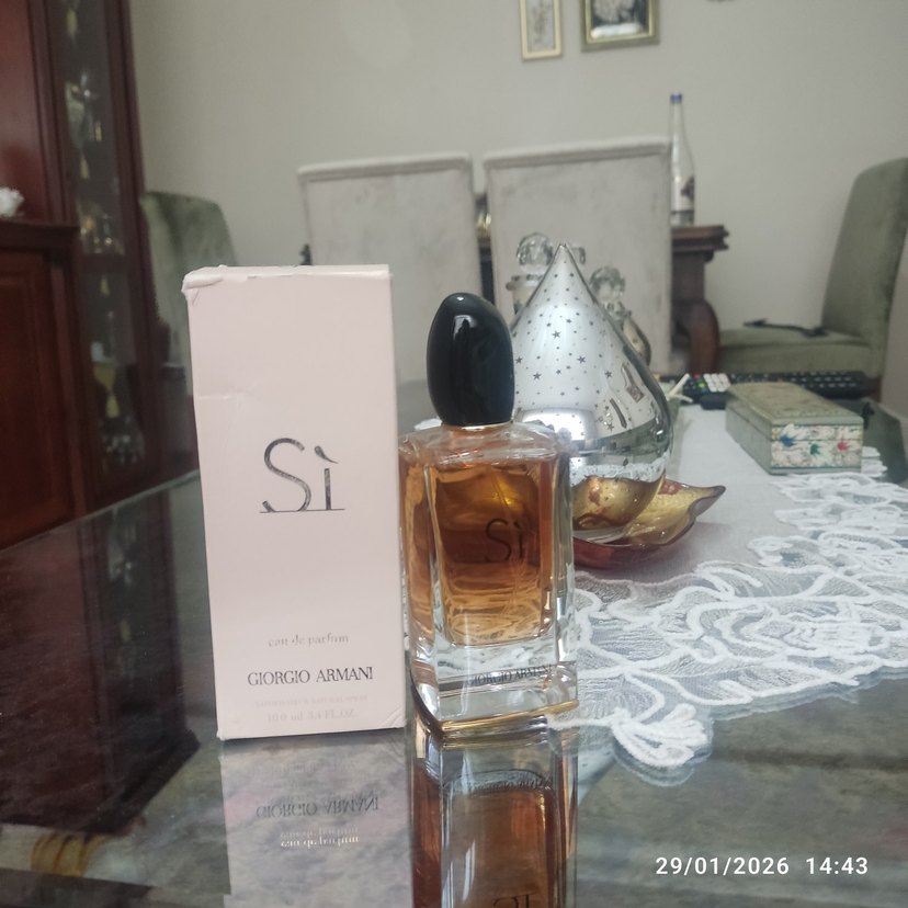 Giorgio Armani Si Kadın Parfümü 100 ml - Görsel 2