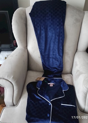 Kadın Lacivert Uzun Kollu Pijama Takımı - Görsel 2