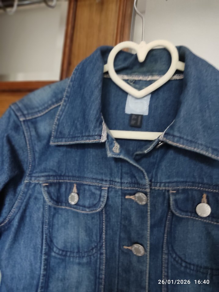 Nakışlı Kısa Kadın Kot Ceket - Görsel 3