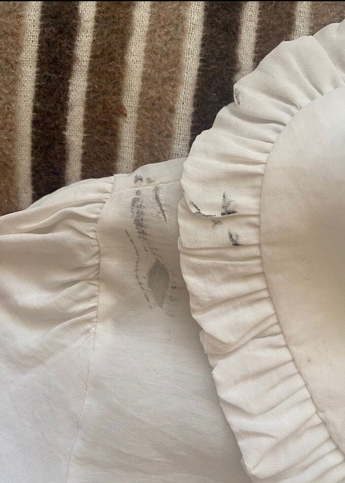 Beyaz Keten Fırfırlı Gömlek - Görsel 3