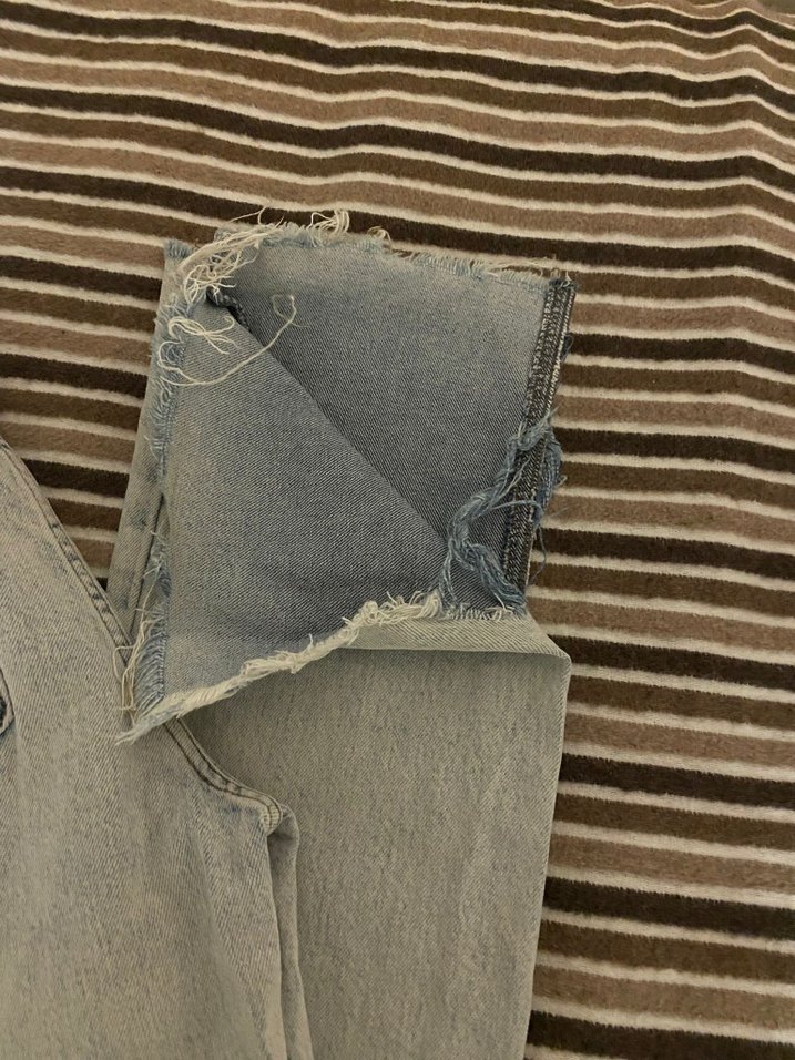 Paça detaylı kot pantolon - Görsel 3