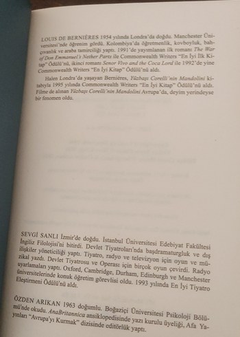  Beden Renk Yüzbaşı Corellinin Mandolini - Louis de Bernières