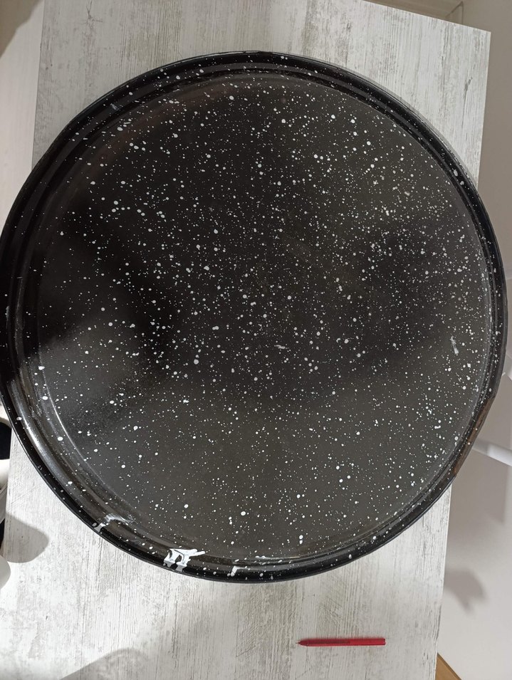 Beyaz çiçek desenli metal tepsi - Görsel 2