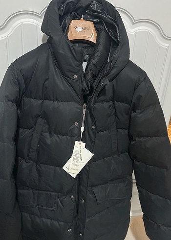 Siyah Kapüşonlu Lacoste erkek mont
