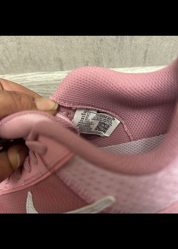 Nike Pembe Bağcıklı Spor Ayakkabı