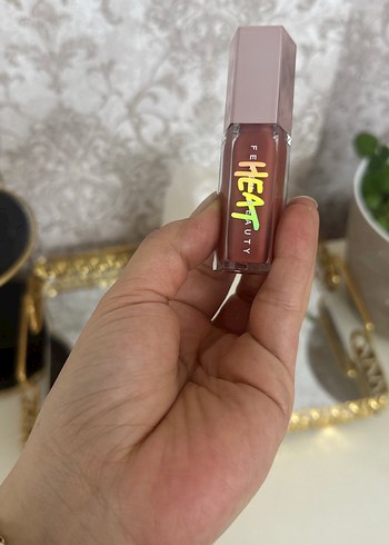 Fenty Beauty Gloss Bomb Isı Parlatıcısı 9ml - Görsel 8