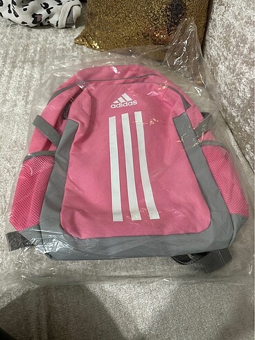 Orjinal Adidas sırt çantası