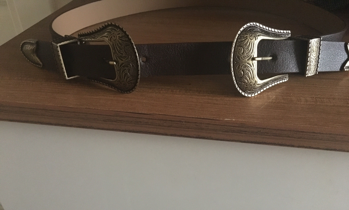 Zara Yılın modası kemer