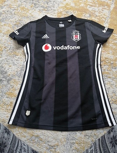 Beşiktaş forma