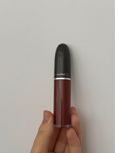 MAC MAC Carnivorous Retro Matte Ruj