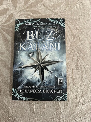 Buz Kapanı - Alexandra Bracken