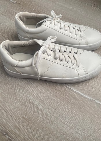 Beyaz Minimalist Kadın Sneaker - Görsel 4