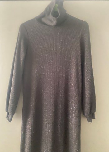 Siyah Yüksek Yakalı Uzun Örme Elbise - Görsel 2