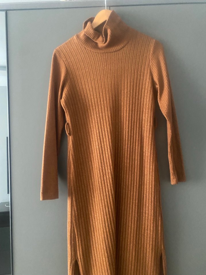 Bej Uzun Triko Elbise Yüksek Yaka - Görsel 2