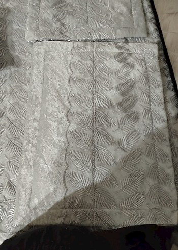 Gri Nakışlı Yatak Örtüsü - Görsel 5