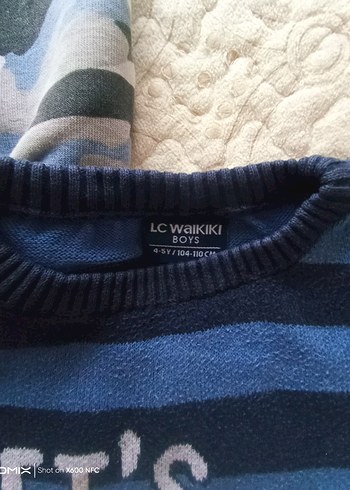 LC Waikiki Erkek Cocuk Lacivert Cizgili Orgu Kazak