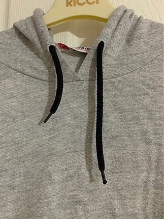 m Beden Şapkalı kısa sweatshirt
