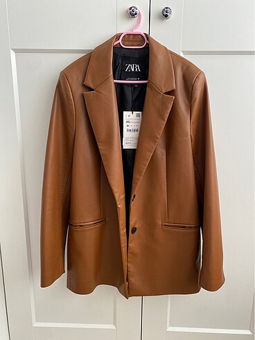 Zara Suni deri blazer ceket