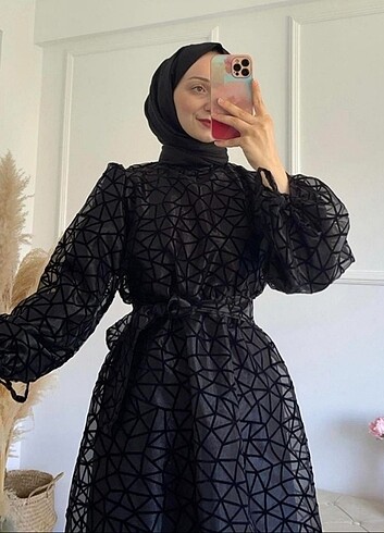 m Beden Kevser Bahadır siyahın dansı