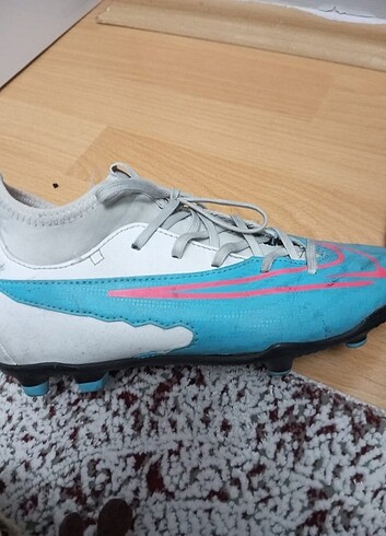 tek ebat Beden Nike phantom 36 Numara orjinal krampon