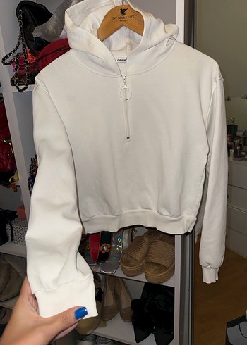 Fermuarlı crop Beyaz hoodie
