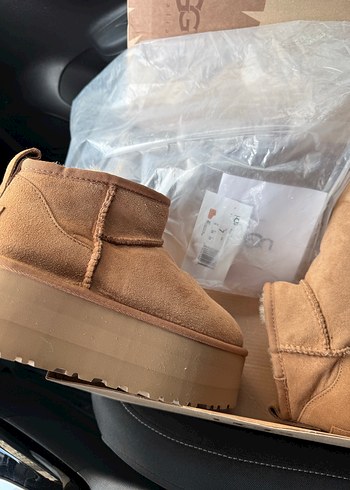 Ugg Ugg platform