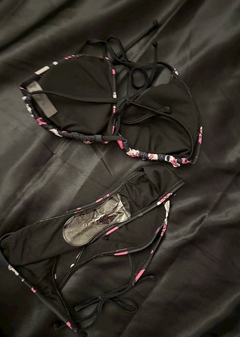 m Beden siyah Renk kurukafa Desenli Strappy Bikini