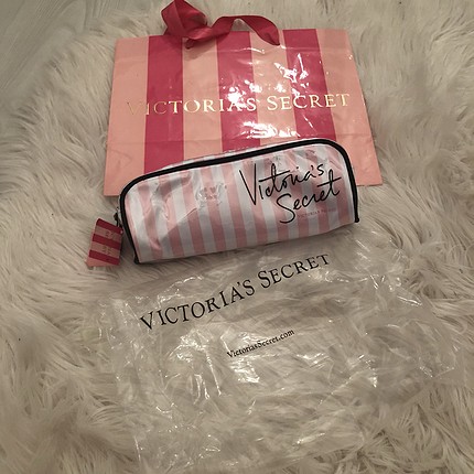 Victorias secret makyaj çantası 