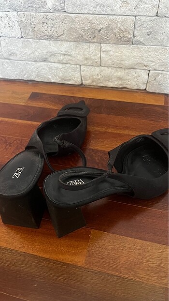 41 Beden Zara Topuklu Sandalet.41