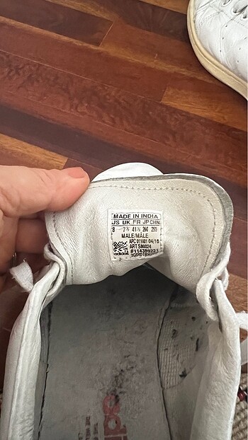 41 Beden beyaz Renk Adidas Spor Ayakkabı. 41